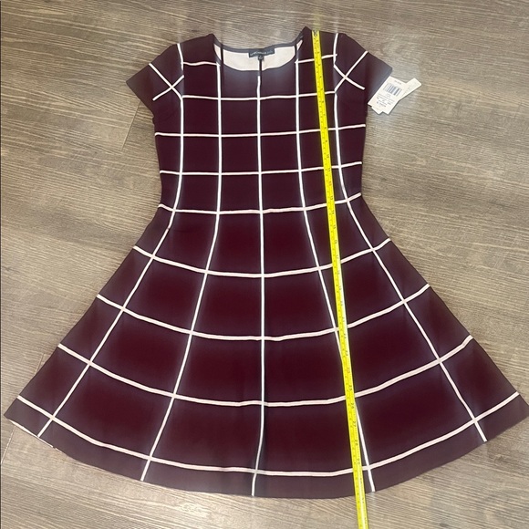 My Michelle Girls Dress Windowpane Fit Flare Size L / 14 color Wine and Ivory - Picture 14 of 16